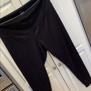 Old Navy Active Black and Purple Leggings. Size XXL